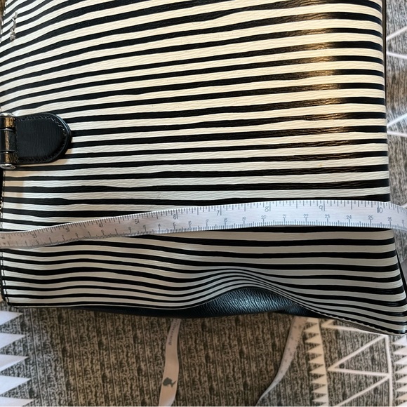 NWOT Ralph Lauren purse - Picture 6 of 7